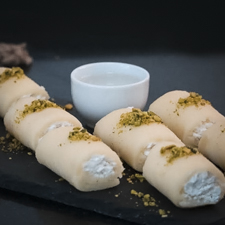 Halawet El Jibn - حلاوة الجبن